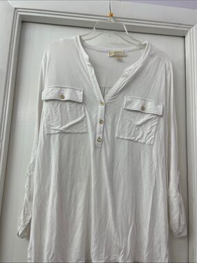 Michael Kors White Button-Front Henley with Chest Pockets